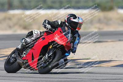 media/Oct-13-2025-Moto Forza (Mon) [[a66d839500]]/3-B Group/Session 3 (Turn 16)/